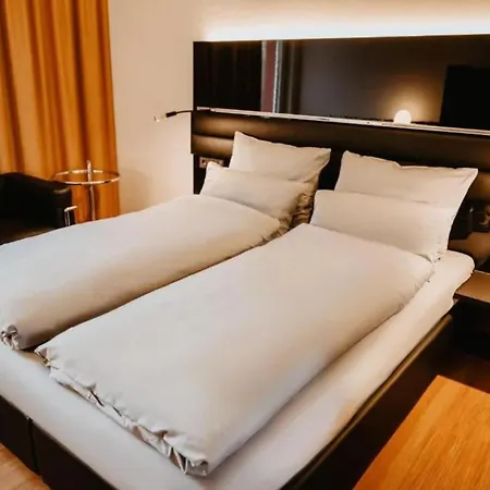 Hotel Westring 4*